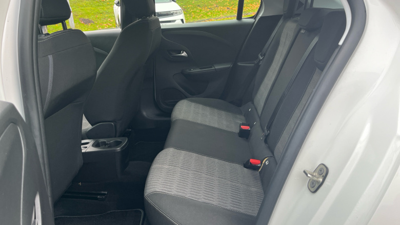 Vauxhall Corsa 1.2 SE 5dr Petrol Hatchback